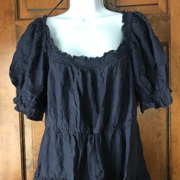 Old Navy Pullover Navy Blue Tiered Dress w/Scattered Embroidered Flowers Large - Picture 2 of 14